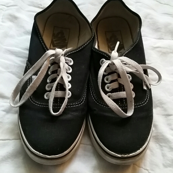 mens black leather vans size 7